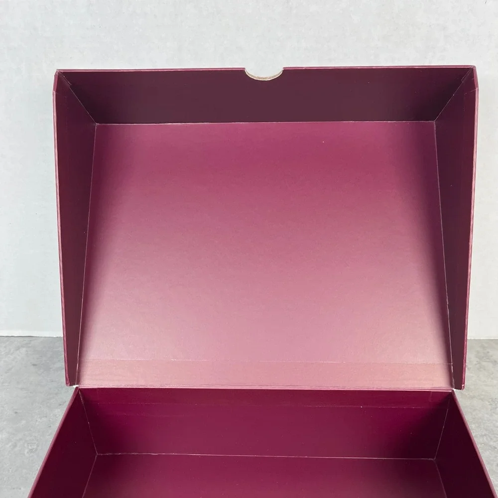 Topps‎ Sterling 2023 Baseball Card Box Burgundy Collectible Empty Display Case - Picture 11 of 11